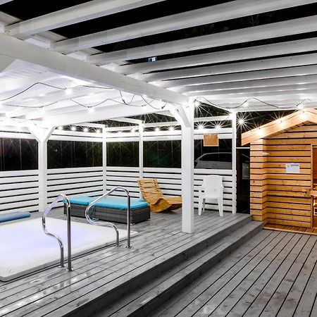 Apartamenty Przy Plazy Z Basenem Z Podgrzewana Woda I Mini Spa - Osrodek Kolonijno-Wczasowy Mewa Niechorze Exteriér fotografie