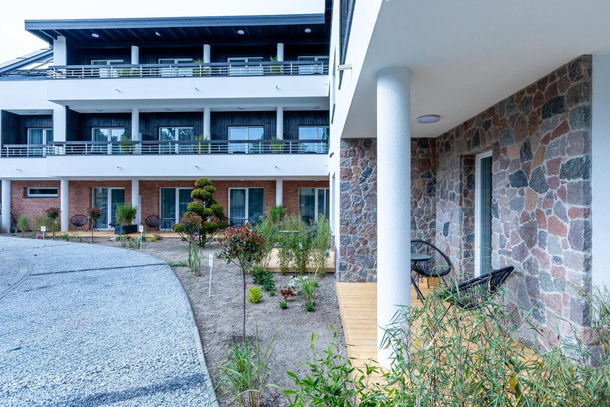 Apartamenty Przy Plazy Z Basenem Z Podgrzewana Woda I Mini Spa - Osrodek Kolonijno-Wczasowy Mewa Niechorze Exteriér fotografie