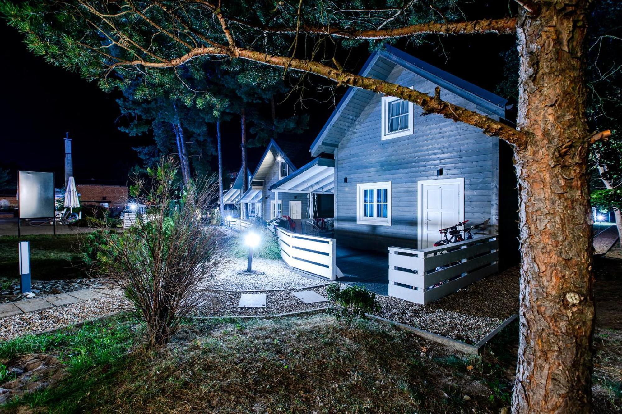 Apartamenty Przy Plazy Z Basenem Z Podgrzewana Woda I Mini Spa - Osrodek Kolonijno-Wczasowy Mewa Niechorze Exteriér fotografie